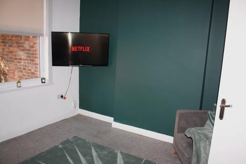 Your Home Away from home House in Nottingham