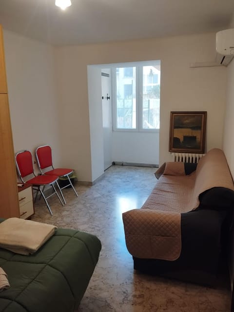 Al Castello 2 Bed and Breakfast in Bari