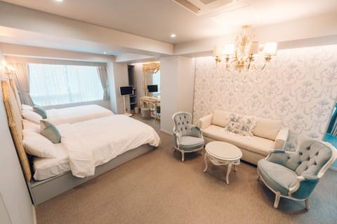 Photo of the whole room