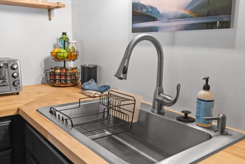 Charming Whitefish Condo 5 min from slopes! Apartment hotel in Whitefish