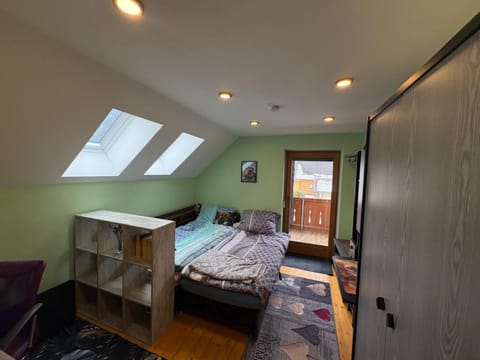 Bed, Photo of the whole room, Bedroom, wardrobe