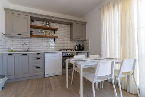 Naro Suites Çeşme Marina Apartment in Cesme