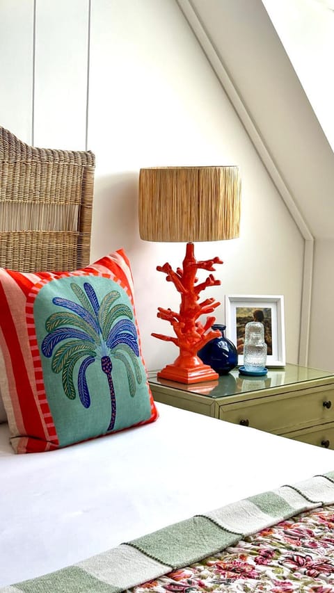 Bed, Decorative detail, Bedroom