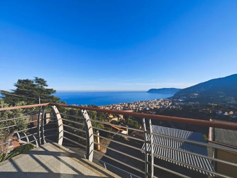 Natural landscape, Balcony/Terrace, Mountain view, Sea view