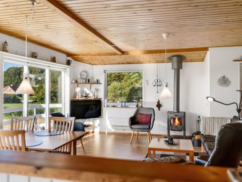 Holiday Home Senni - 800m from the sea by Interhome House in Glücksburg