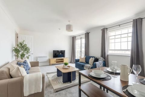 Fabulous 1 Bed Harbour-side Apartment with Balcony Apartment in Copeland District