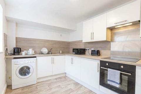 Fabulous 1 Bed Harbour-side Apartment with Balcony Apartment in Copeland District