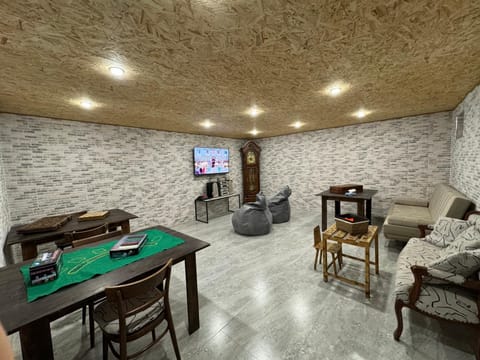 TV and multimedia, Seating area, Dining area, Evening entertainment