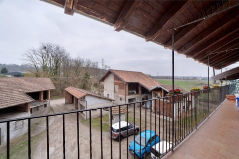 La mansarda di Mariuccia House in Lombardy
