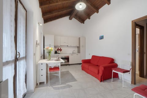 La mansarda di Mariuccia House in Lombardy