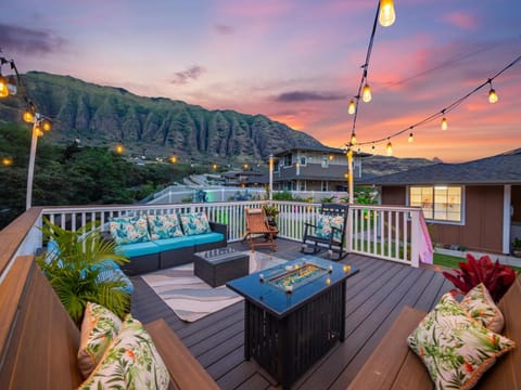 Kalo Homes - Elevated Escape House in Makaha Valley