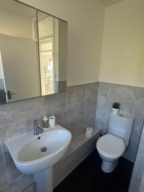 Modern, spacious and comfortable 2 bed apartment in Southampton Apartment in Southampton