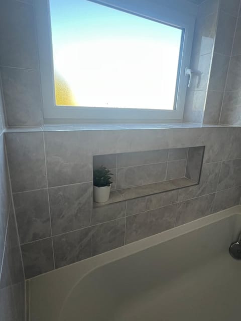 Modern, spacious and comfortable 2 bed apartment in Southampton Apartment in Southampton