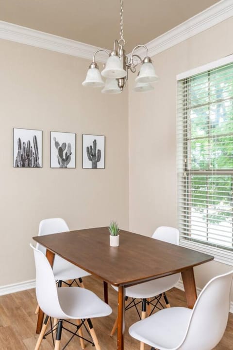 Stylish 1BR Apt near UMHB Apartment in Temple