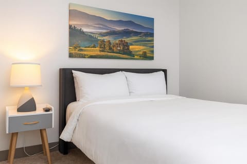 Modern 2BR Gem Rooftop Pool and Workspaces Apartment in Vestavia Hills