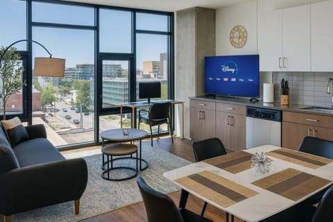 Modern 2BR Gem Rooftop Pool and Workspaces Apartment in Vestavia Hills