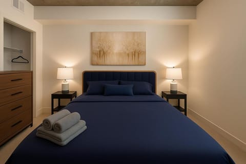 Trendy 3BR City Apt Pool and Ping Pong Fun Apartment in Vestavia Hills