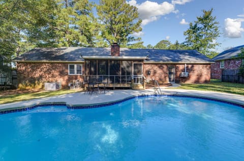 Pool view, Swimming pool
