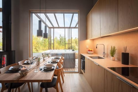 Stay North - Joiku - Kieppi House in Norrbotten County, Sweden