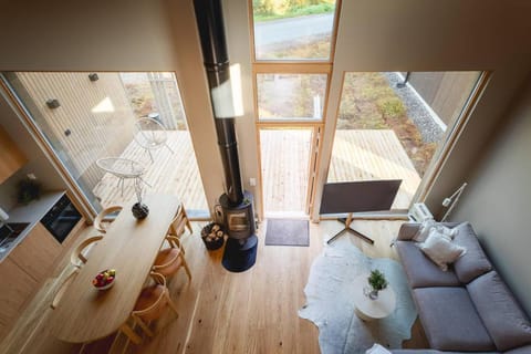 Stay North - Joiku - Kajo House in Norrbotten County, Sweden