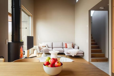 Stay North - Joiku - Kajo House in Norrbotten County, Sweden