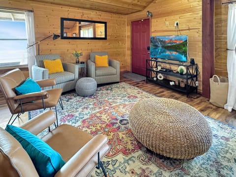 Henbest Hideaway Cabin Boston mountains -Millcreek Cabin in Arkansas