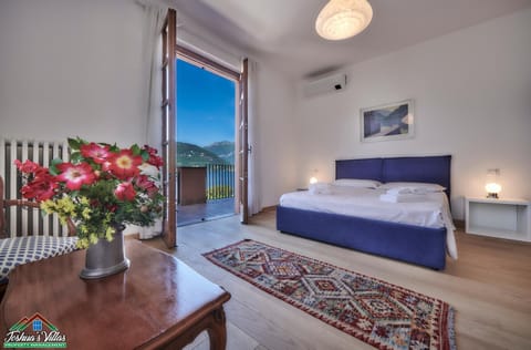 Villa Rosa with Air Conditioning and Lake View Villa in Lierna