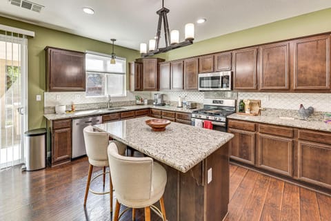 Spacious Menifee Home with Patio, 9 Mi to Lake! House in Menifee