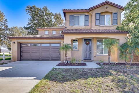 Spacious Menifee Home with Patio, 9 Mi to Lake! House in Menifee