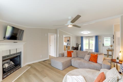 Deck with Mtn Views Family-Friendly Asheville Home! House in Asheville