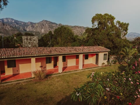 Property building, Day, Mountain view