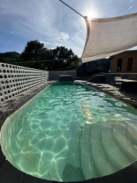 Hot Tub, Swimming pool
