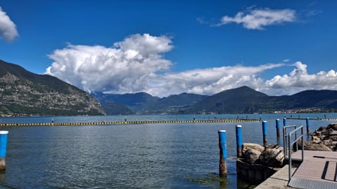 Nearby landmark, Lake view, Mountain view