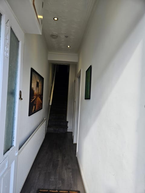 29 Decent Homes Vacation rental in Salford