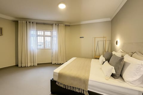 APTO charmoso com Suíte, Cozinha completa, Wifi, Smart TV, Ar condicionado Apartment in Macaé