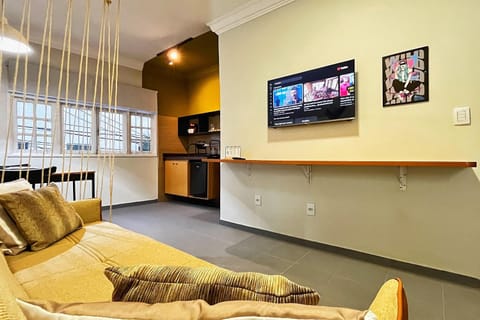 APTO charmoso com Suíte, Cozinha completa, Wifi, Smart TV, Ar condicionado Apartment in Macaé