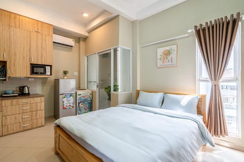 Bed, Kitchen or kitchenette, Photo of the whole room, Bedroom, air conditioner