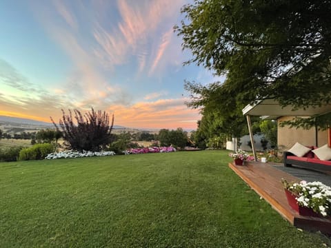 Garden, Balcony/Terrace, Sunset