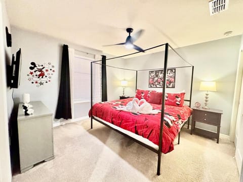 The Disney Mansion by Orlando House in Four Corners