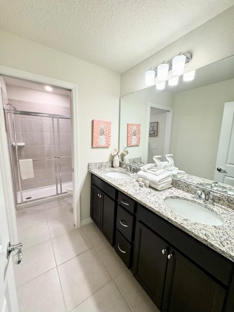 The Dream Getaway Retreat Near Disney House in Four Corners