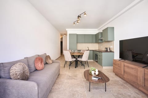 Living room, Dining area, kitchen