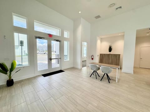 The Sun-Kissed Retreat near Disney House in Loughman