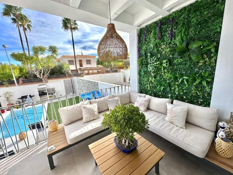 Villa Thierryanet Alicante Villa in Sant Joan d'Alacant