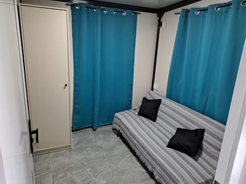 Krisanto white House in Poli Crysochous