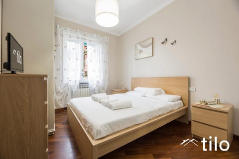 Communal lounge/ TV room, Bed, TV and multimedia, Bedroom, wardrobe