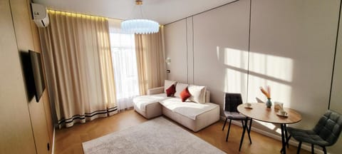 TV and multimedia, Photo of the whole room, Seating area