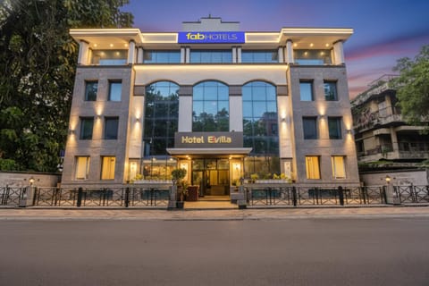 Property building, Facade/entrance