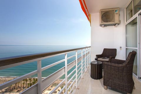 View (from property/room), Balcony/Terrace, Sea view