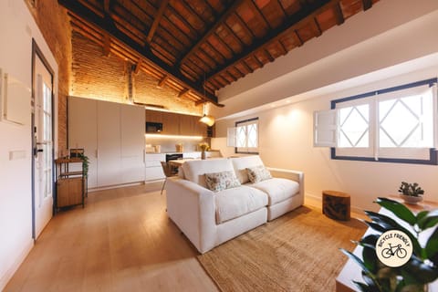 Kitchen or kitchenette, Living room, Seating area