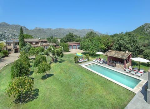 Natural landscape, Garden, Floor plan, Garden view, Pool view, Swimming pool, sunbed